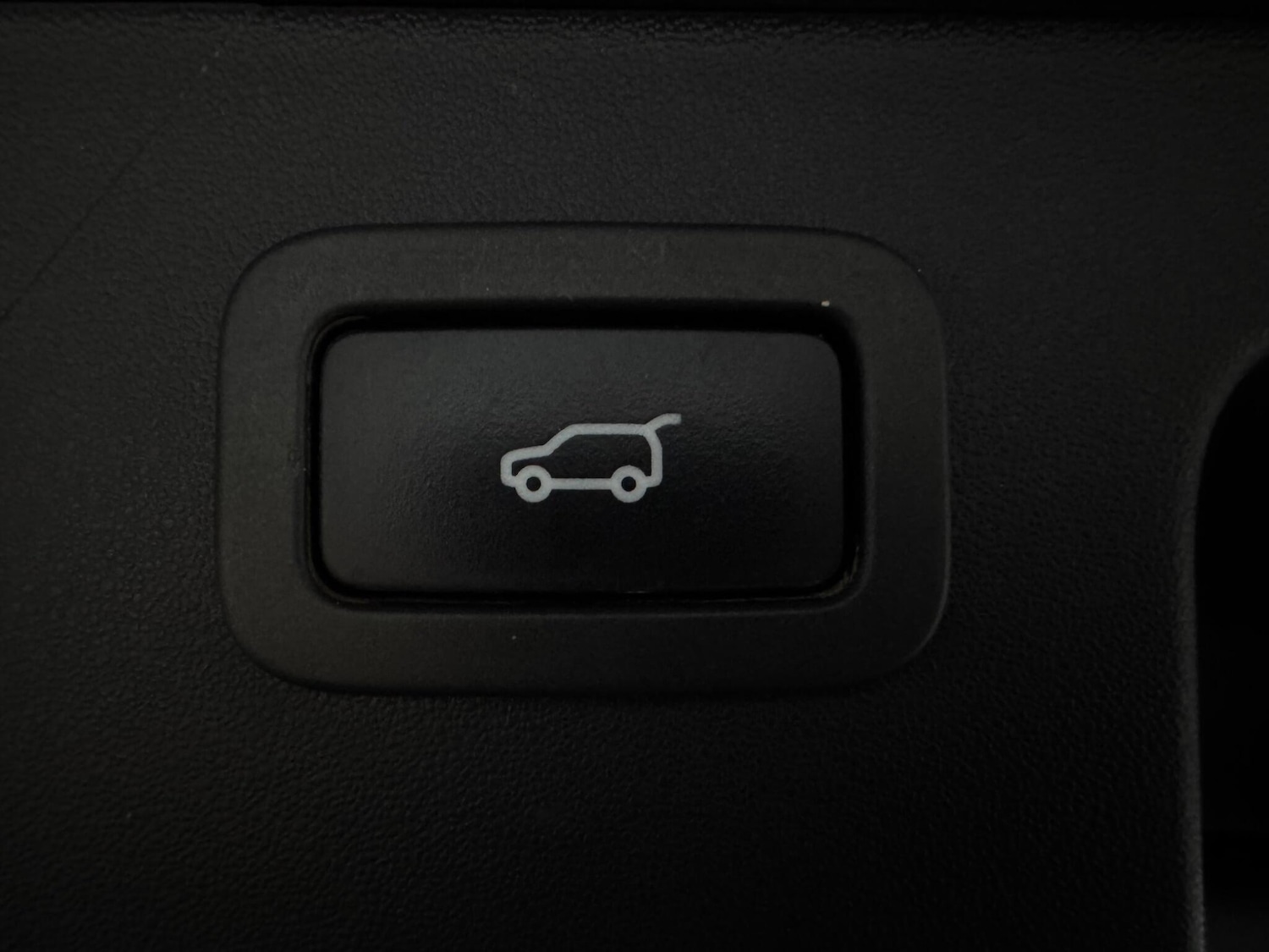 Used Land Rover Discovery Sport 2018 for sale - 76689979: Photo 16