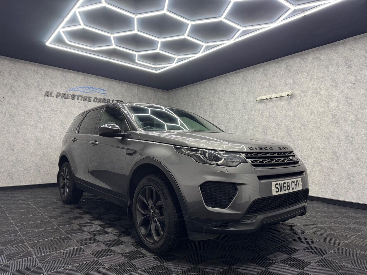 Used Land Rover Discovery Sport 2018 for sale - 76689979: Photo 19