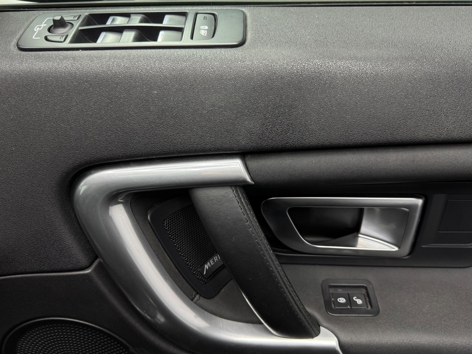 Used Land Rover Discovery Sport 2018 for sale - 76689979: Photo 23