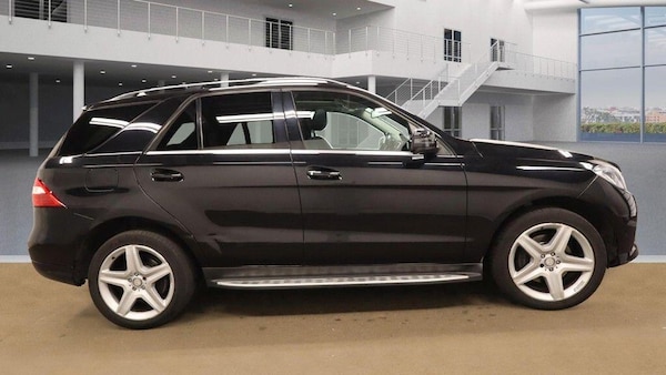 Used Mercedes-Benz M Class 2015 for sale - 76251479: Photo 8