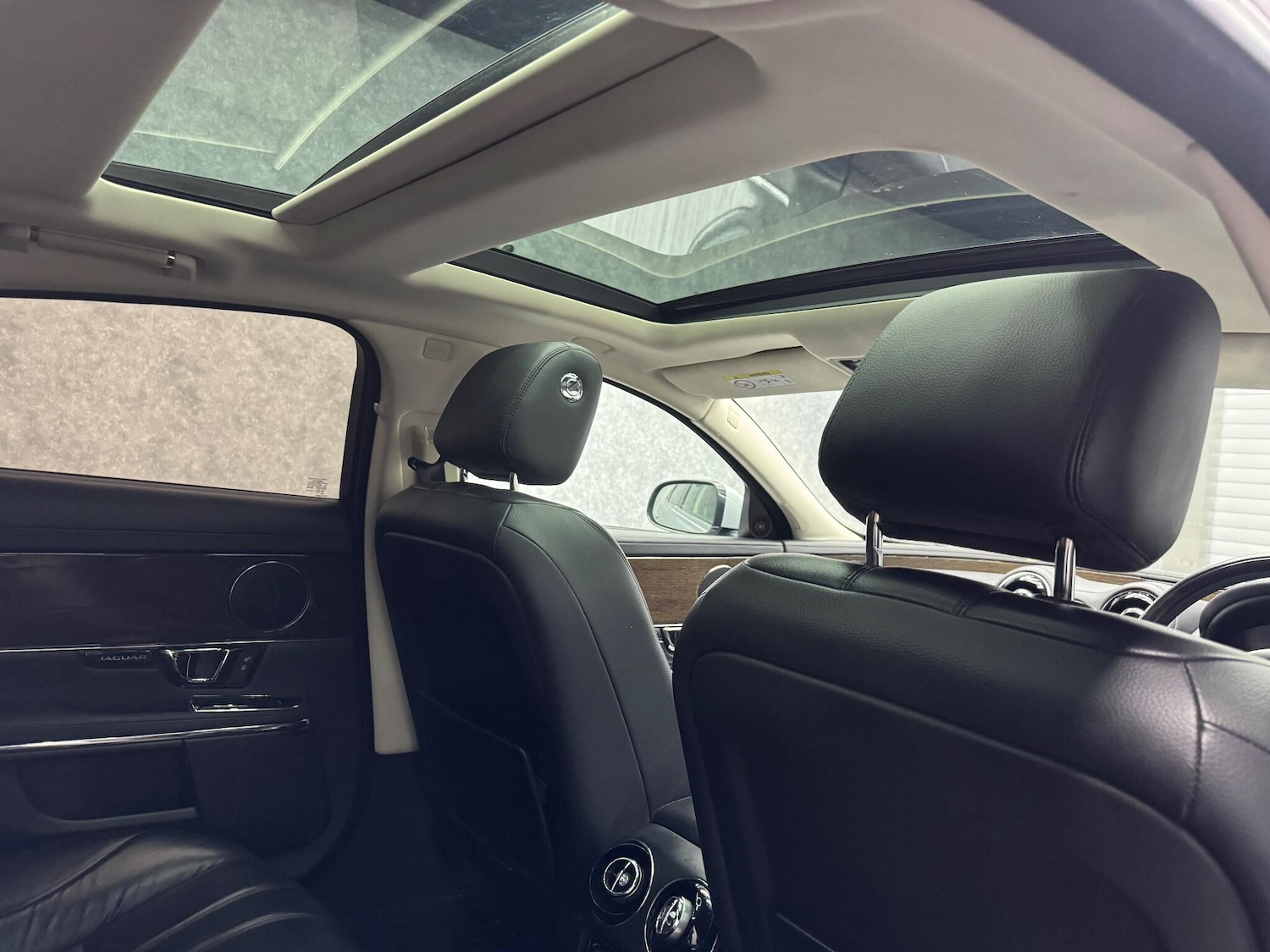 Used Jaguar XJ 2018 for sale - 76513051: Photo 17