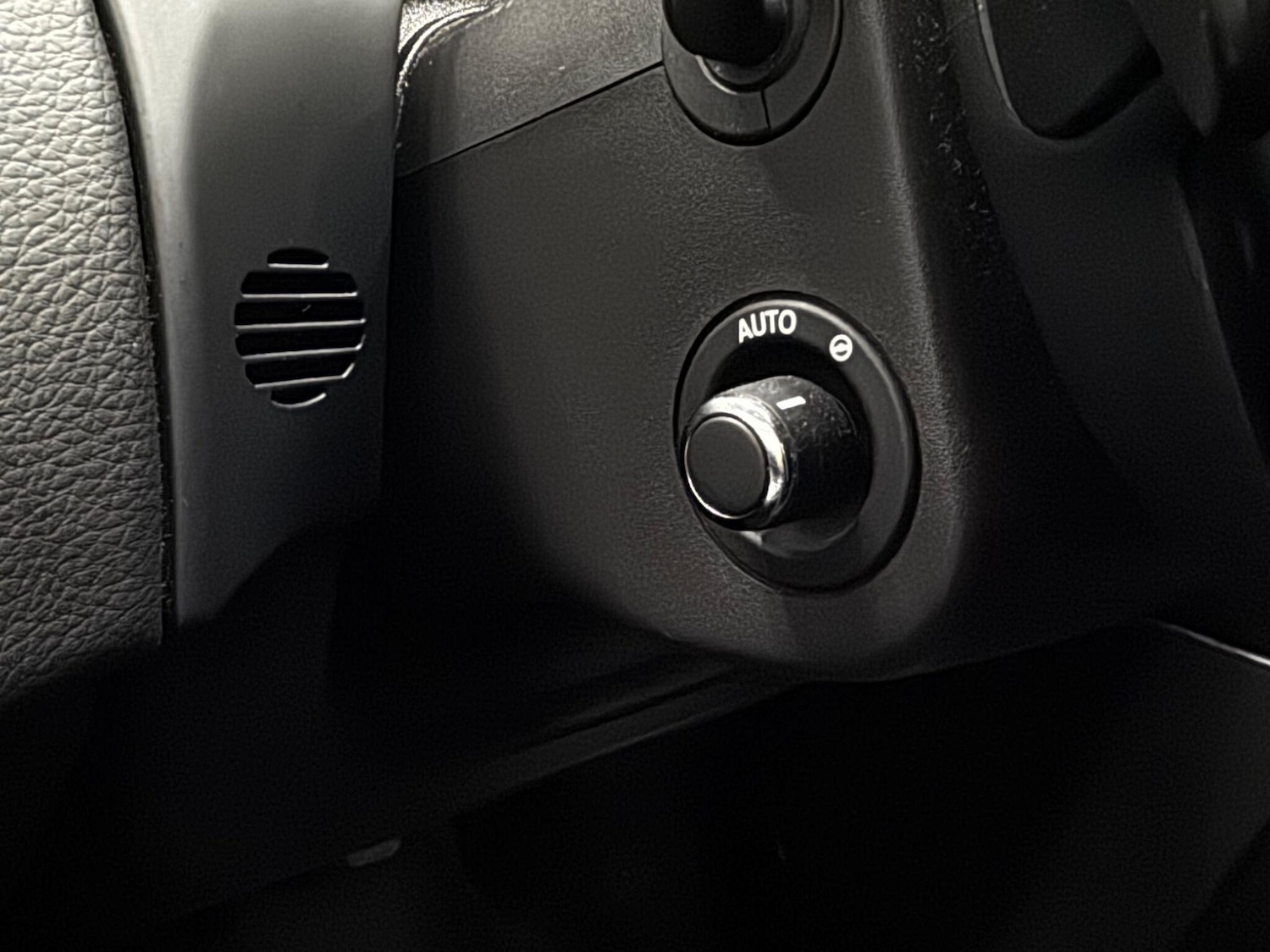 Used Jaguar XJ 2018 for sale - 76513051: Photo 23