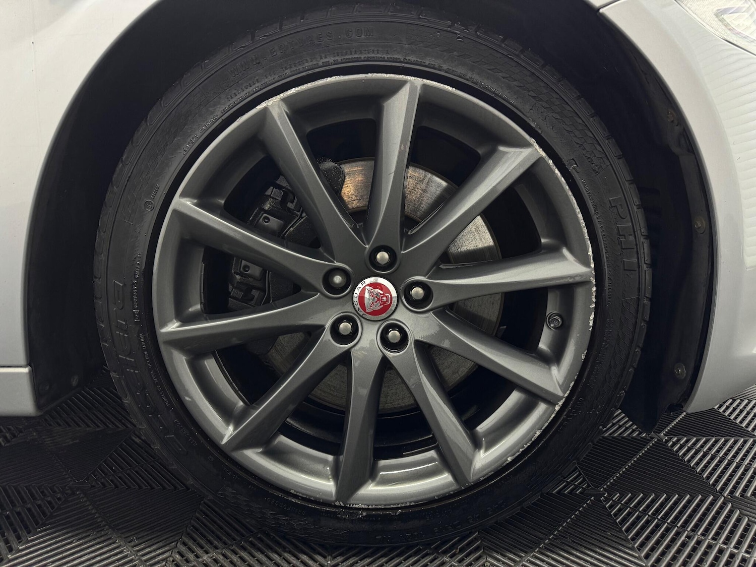 Used Jaguar XJ 2018 for sale - 76513051: Photo 29