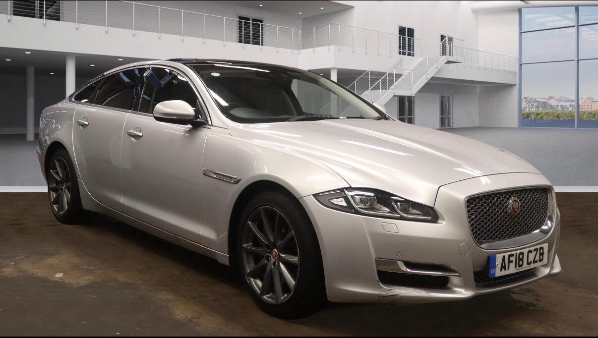 Used Jaguar XJ 2018 for sale - 76513051: Photo 6
