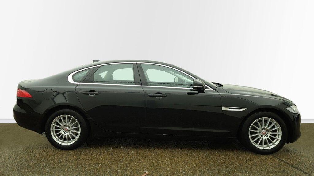 Used Jaguar XF 2017 for sale - 77230133: Photo 9