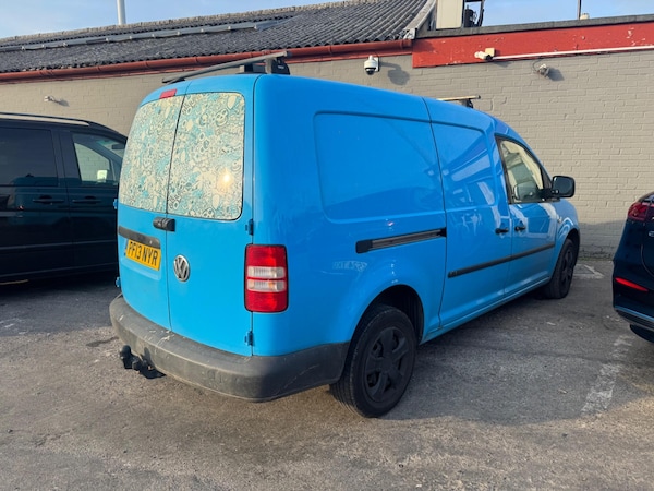 Used Volkswagen Caddy Maxi 2013 for sale - 76247527: Photo 2