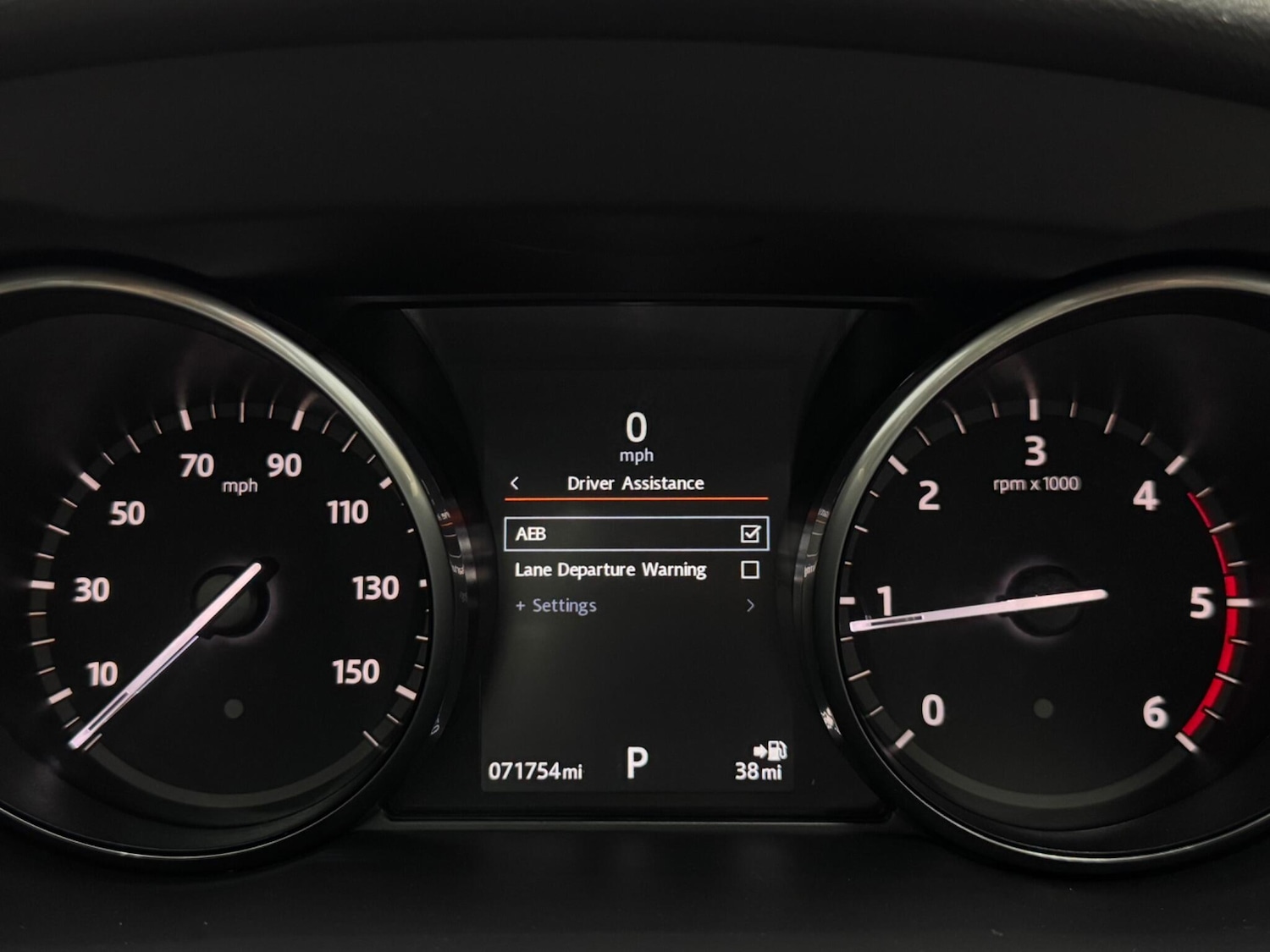 Used Land Rover Discovery Sport 2017 for sale - 76189225: Photo 12