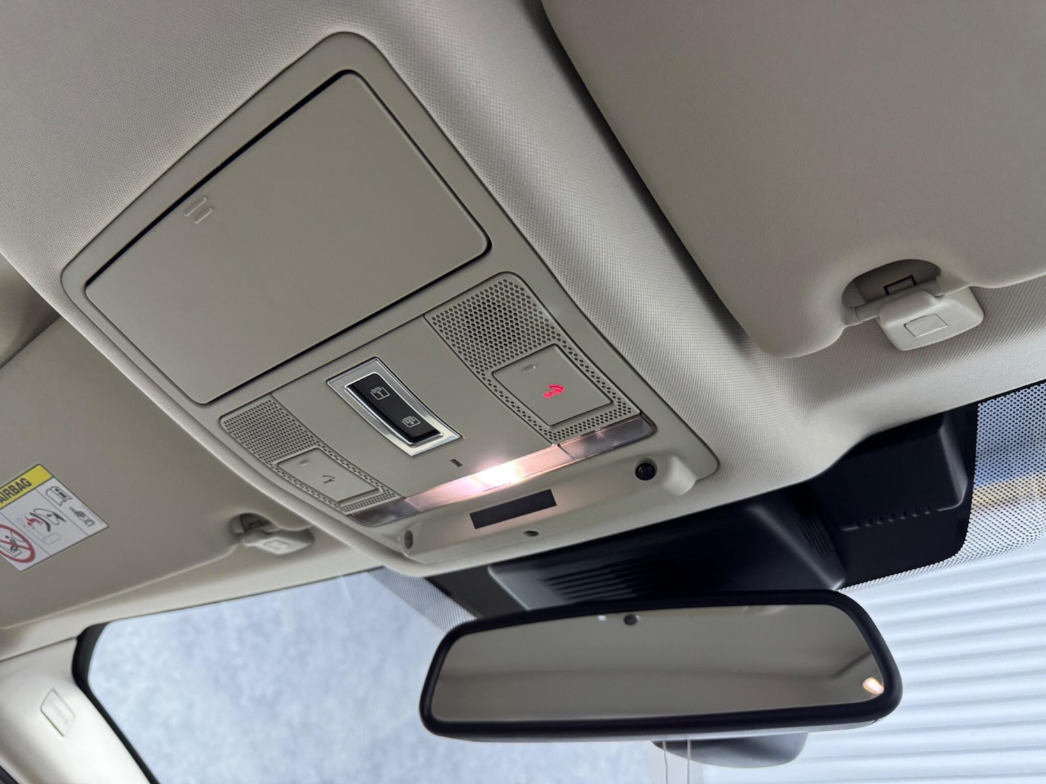 Used Land Rover Discovery Sport 2017 for sale - 76189225: Photo 25