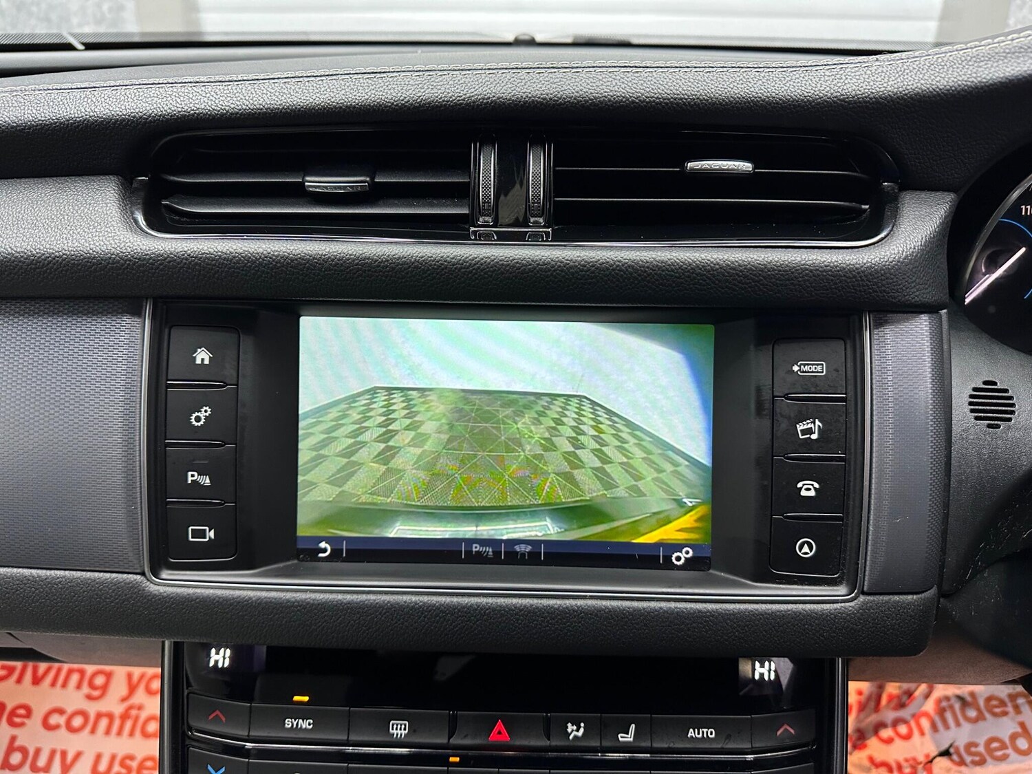 Used Jaguar XF 2017 for sale - 78058358: Photo 16