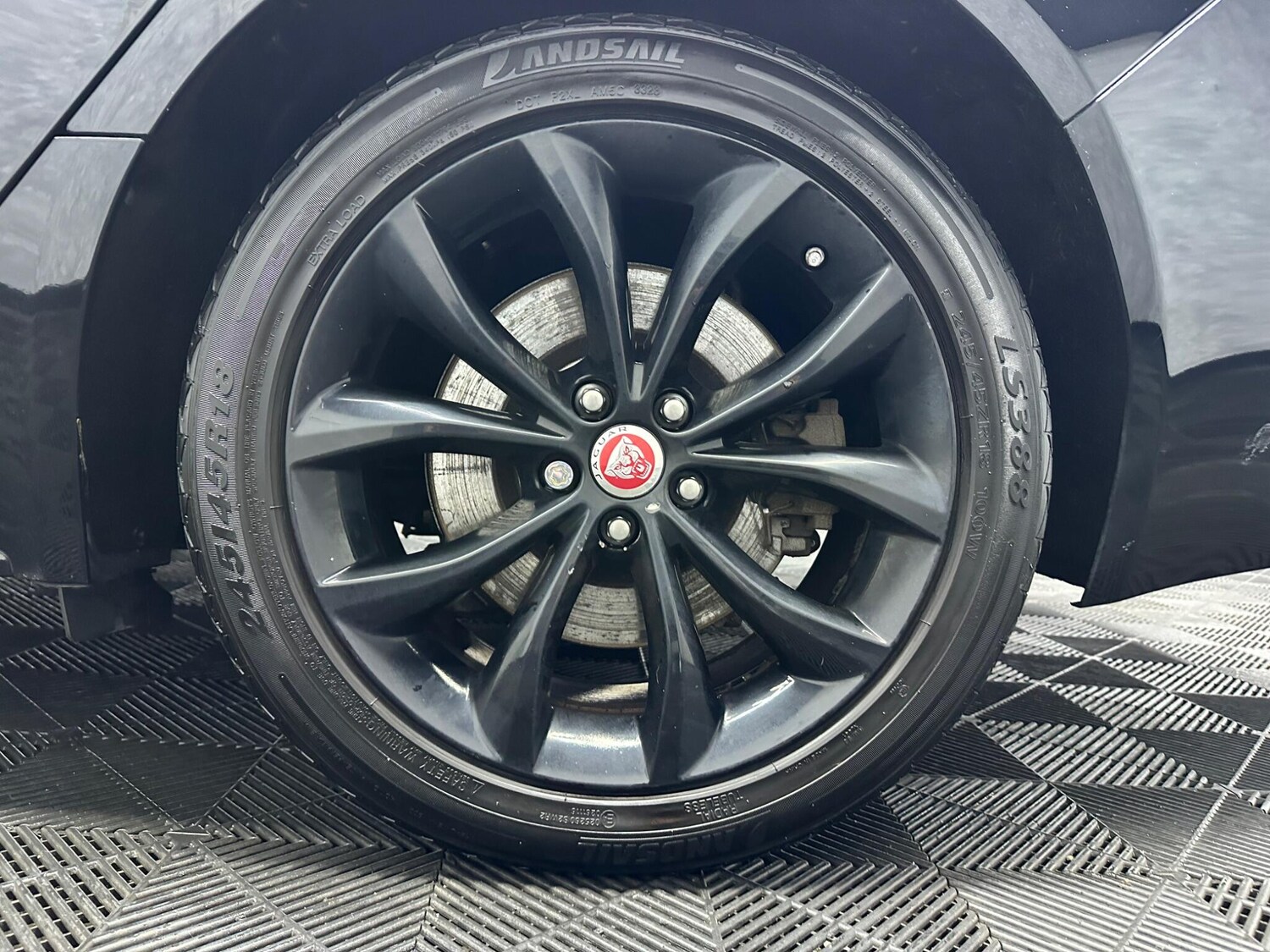 Used Jaguar XF 2017 for sale - 78058358: Photo 23