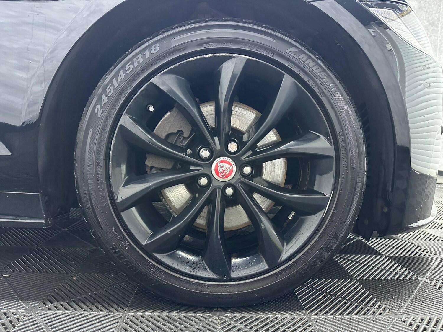 Used Jaguar XF 2017 for sale - 78058358: Photo 25