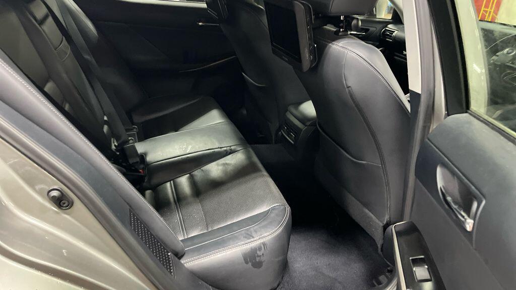 Used Lexus IS for sale - 78057762: Photo 3