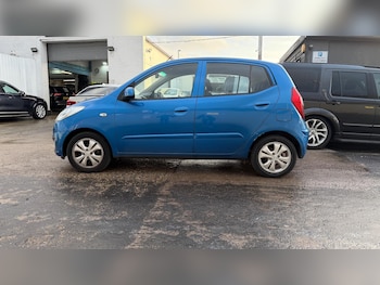 Used Hyundai i10 2011 for sale - 76499364: Photo