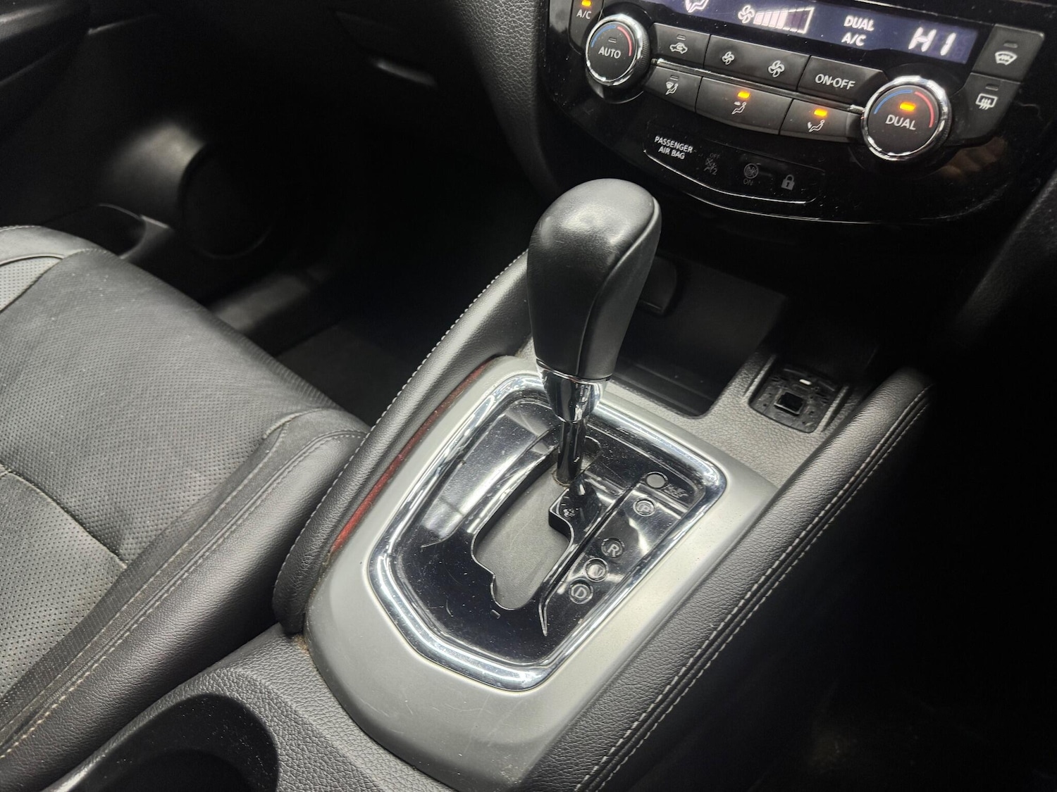 Used Nissan Qashqai 2016 for sale - 77054111: Photo 15