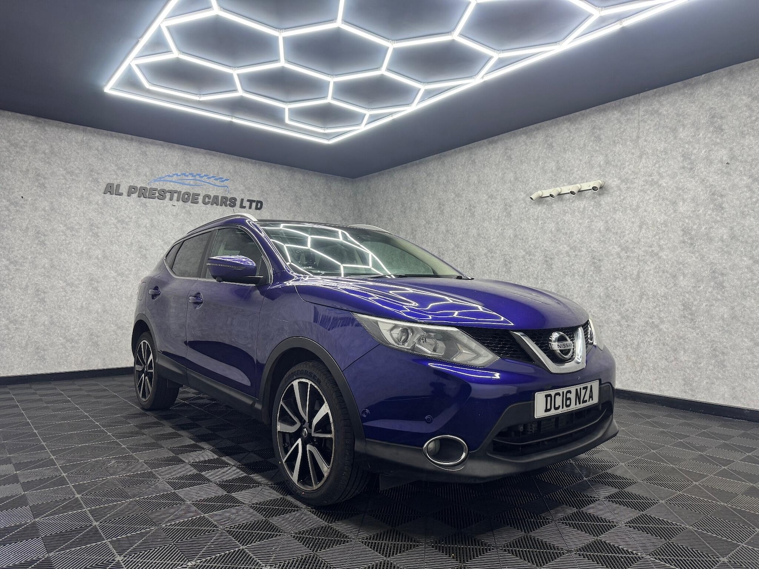 Used Nissan Qashqai 2016 for sale - 77054111: Photo 25