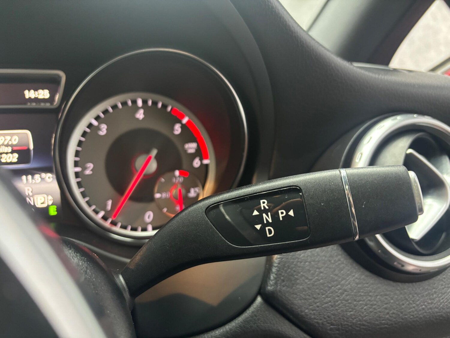 Used Mercedes-Benz GLA 2015 for sale - 78058047: Photo 22