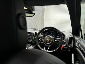 Used Porsche Cayenne 2018 for sale - 79664344: Photo