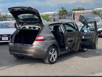 Used Peugeot 308 2015 for sale - 79664303: Photo