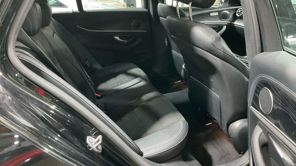 Used Mercedes-Benz E Class 2017 for sale - 77737324: Photo 3