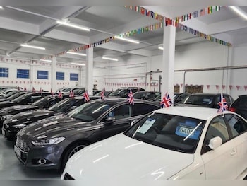 Used Land Rover Discovery Sport 2017 for sale - 78361680: Photo