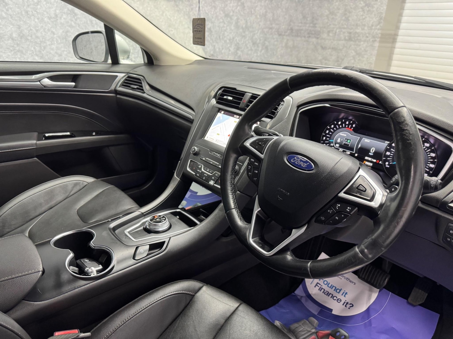Used Ford Mondeo 2019 for sale - 76314297: Photo 2