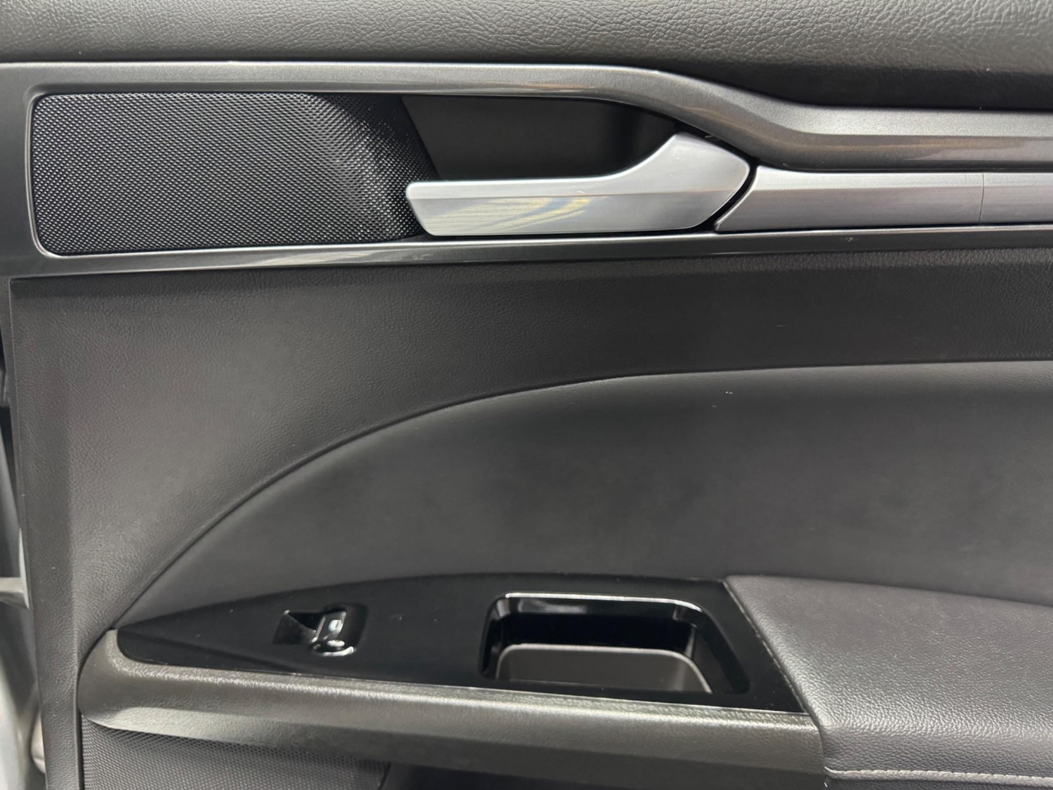 Used Ford Mondeo 2019 for sale - 76314297: Photo 20