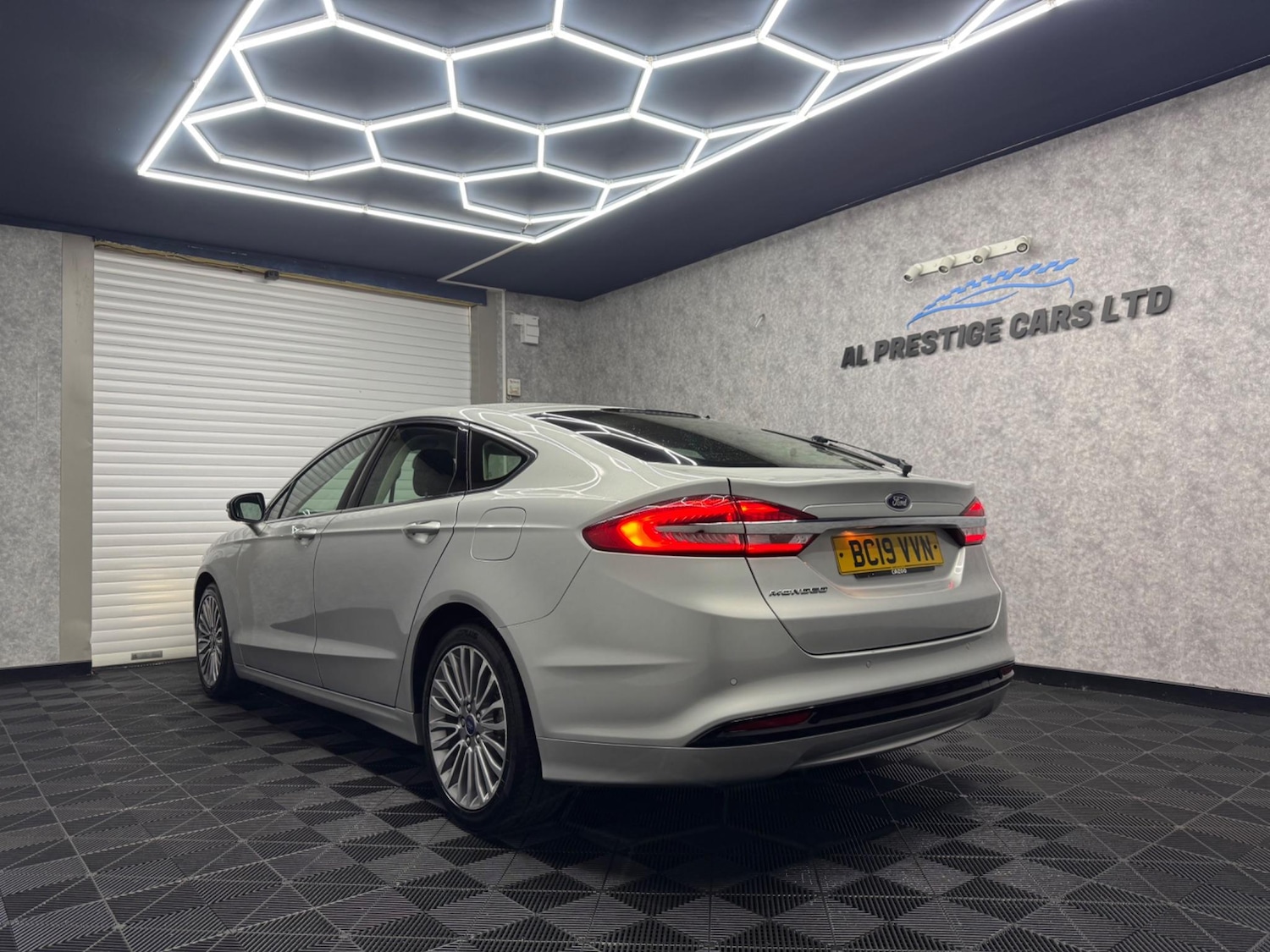 Used Ford Mondeo 2019 for sale - 76314297: Photo 24