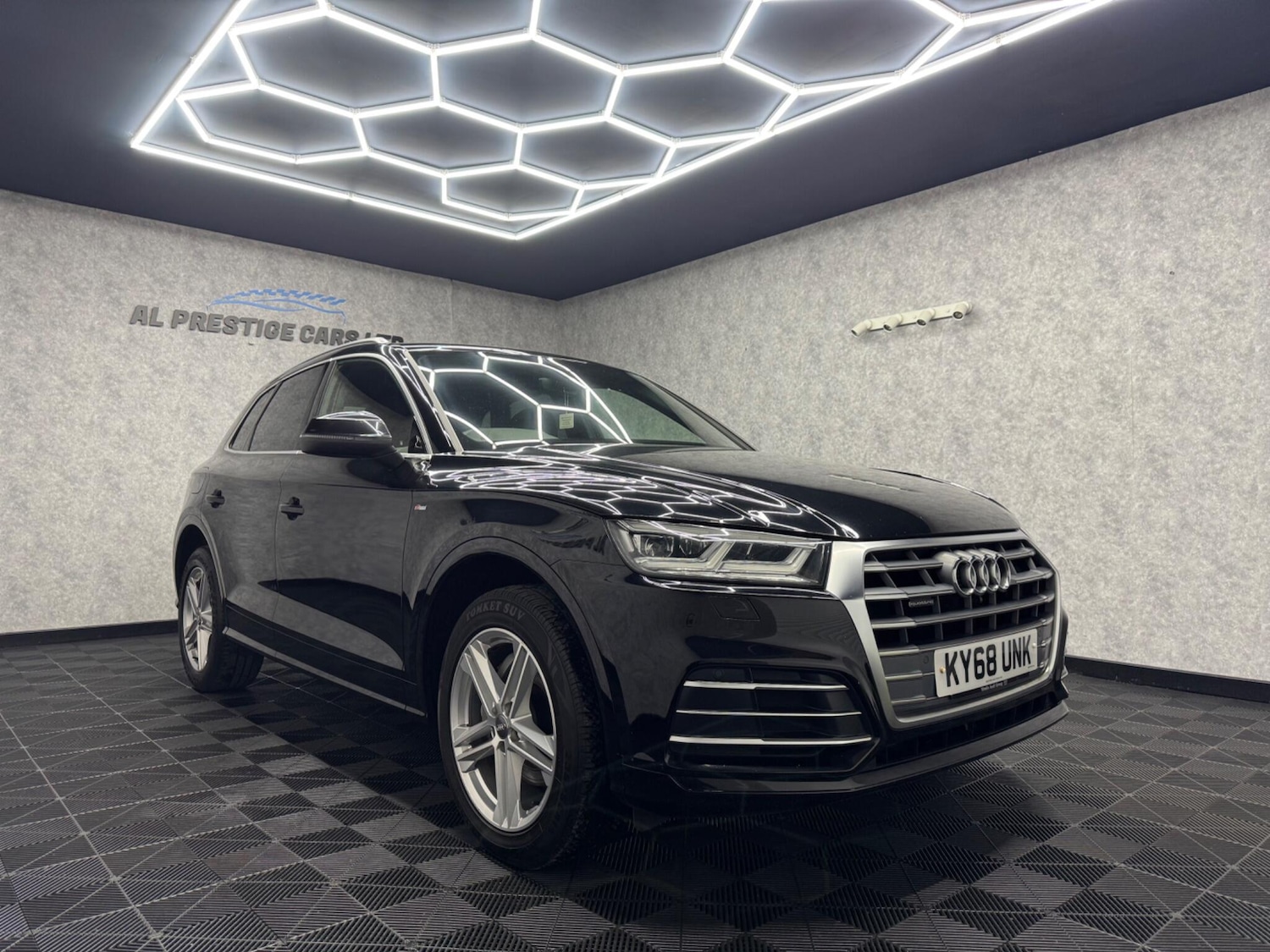 Used Audi Q5 2018 for sale - 75609044: Photo 28