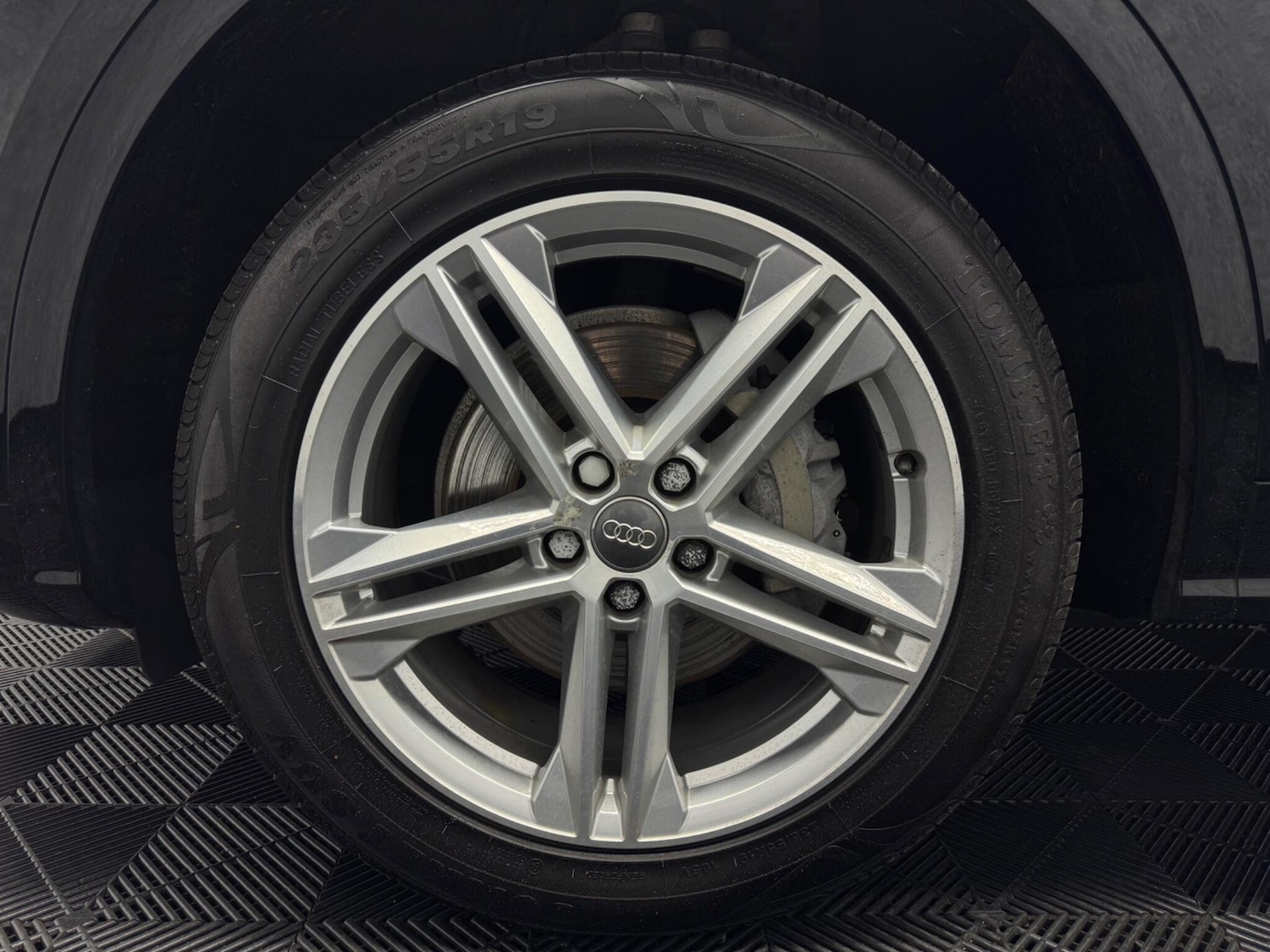 Used Audi Q5 2018 for sale - 75609044: Photo 34