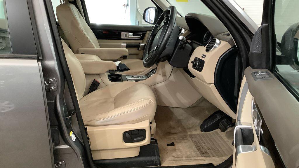 Used Land Rover Discovery 4 for sale - 78057811: Photo 2