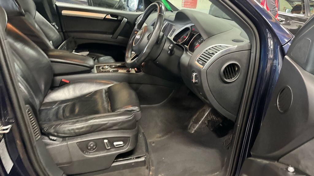 Used Audi Q7 for sale - 77808604: Photo 2