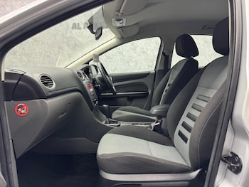 Used Ford Focus 2008 for sale - 75552668: Photo