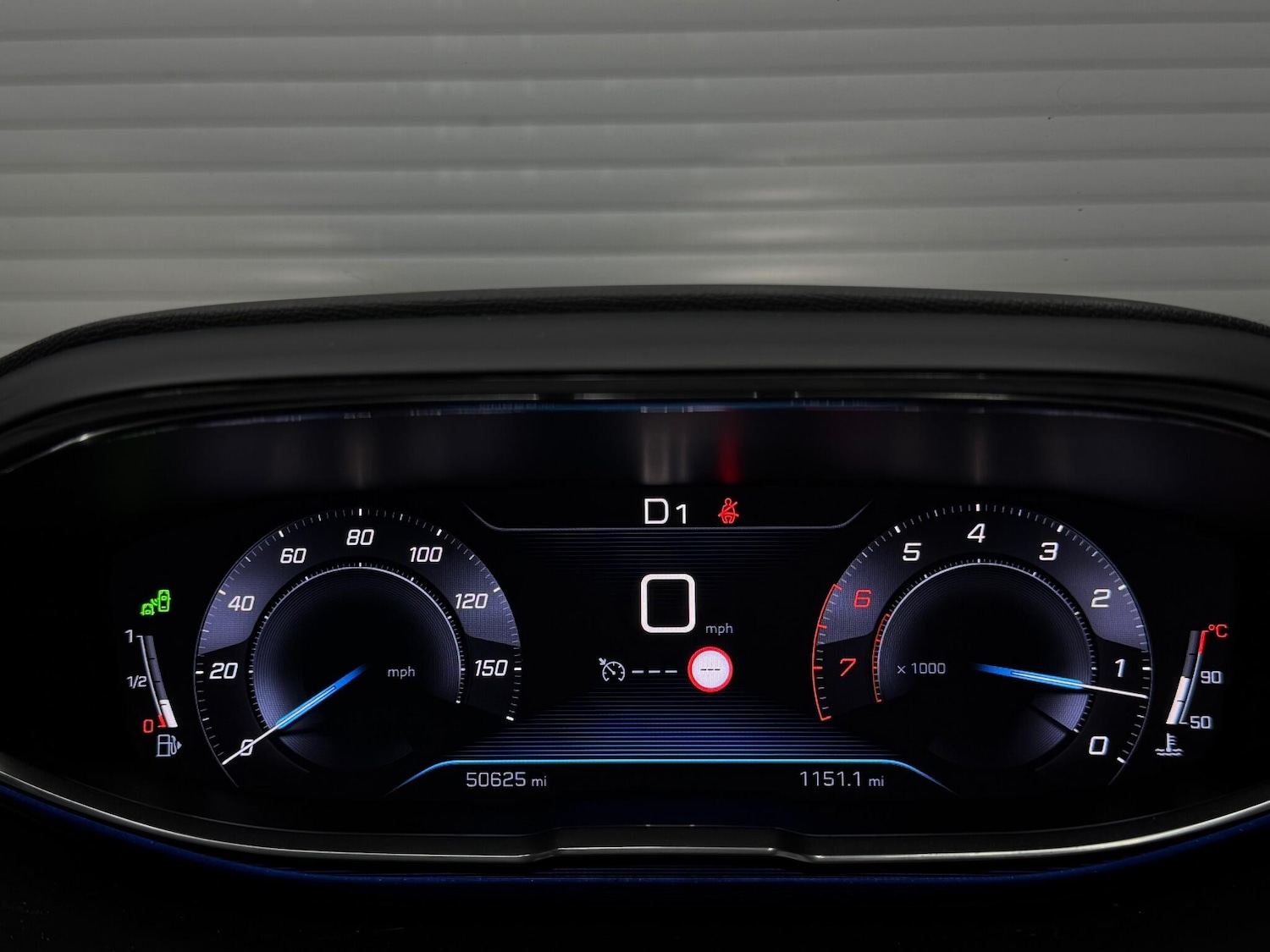 Used Peugeot 3008 2018 for sale - 77229350: Photo 30