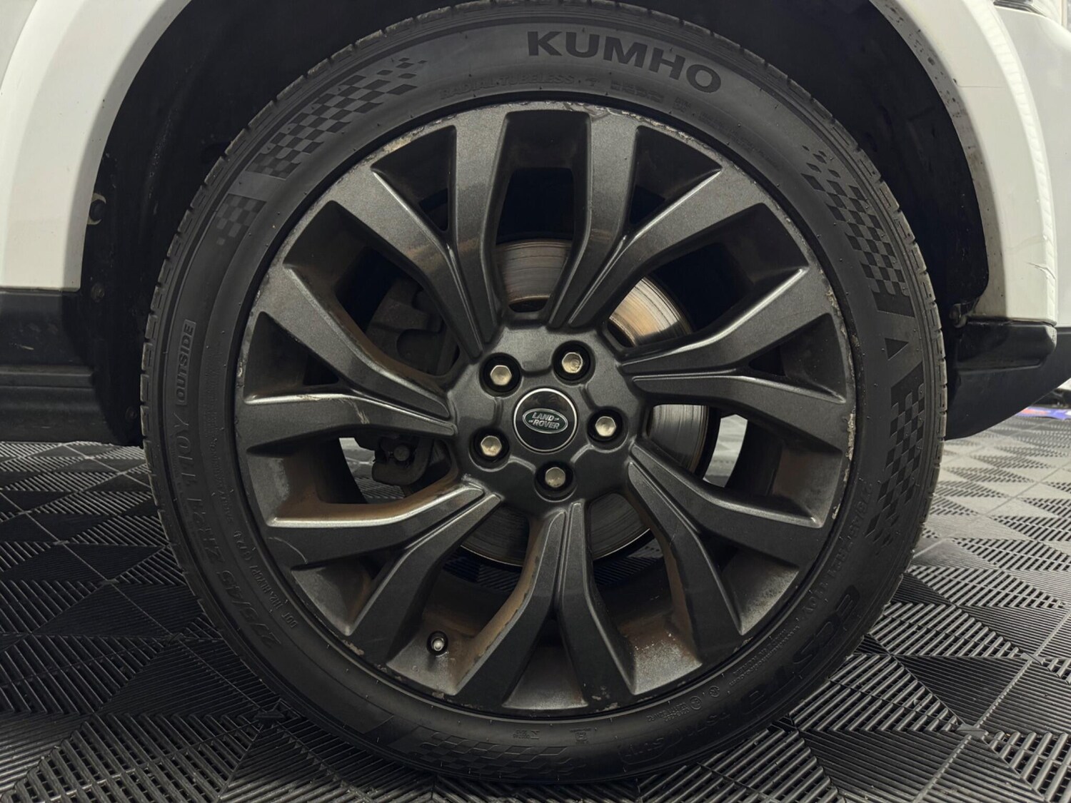 Used Land Rover Discovery 4 2015 for sale - 75728755: Photo 27