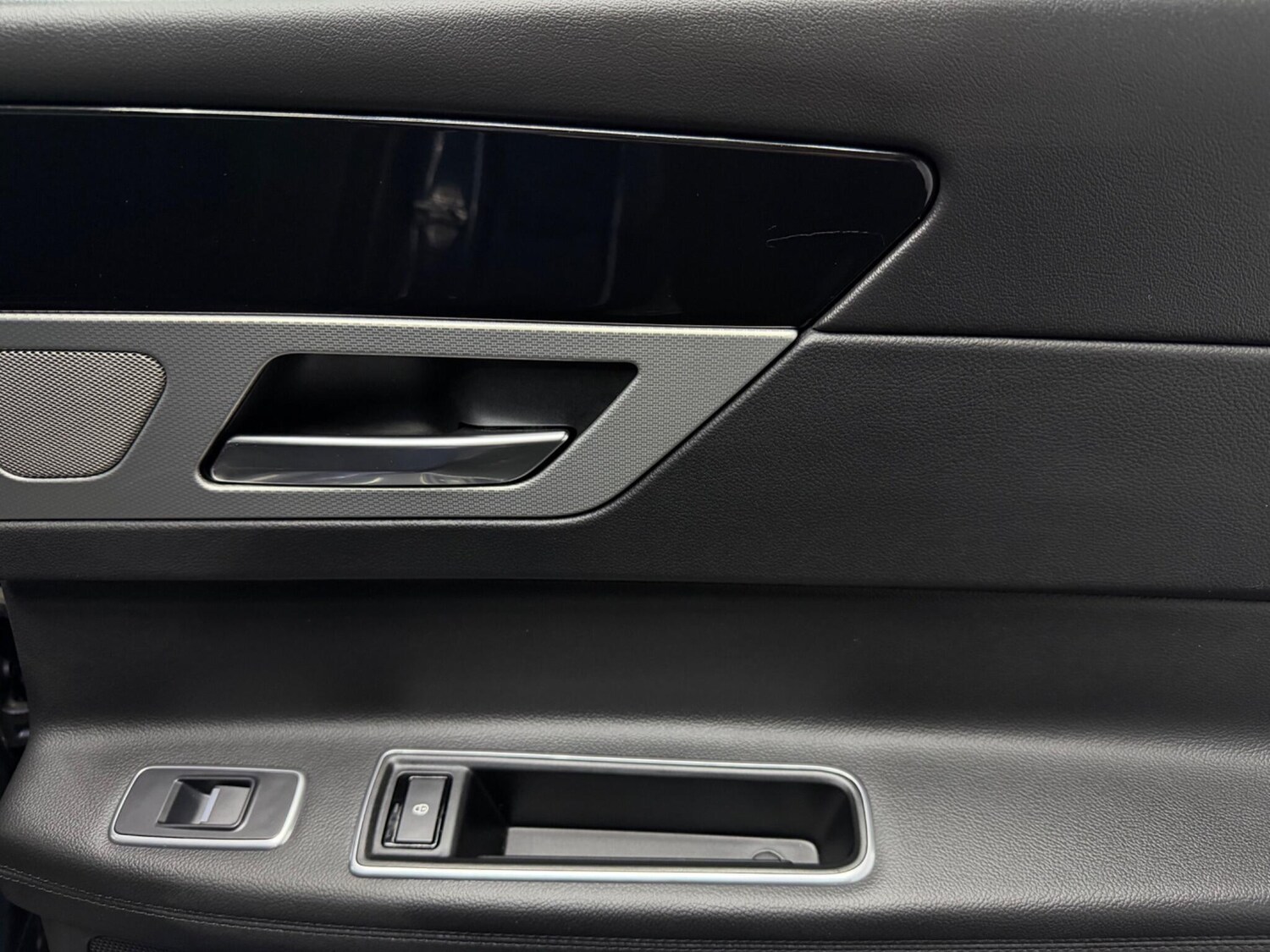 Used Jaguar XF 2016 for sale - 78058372: Photo 23