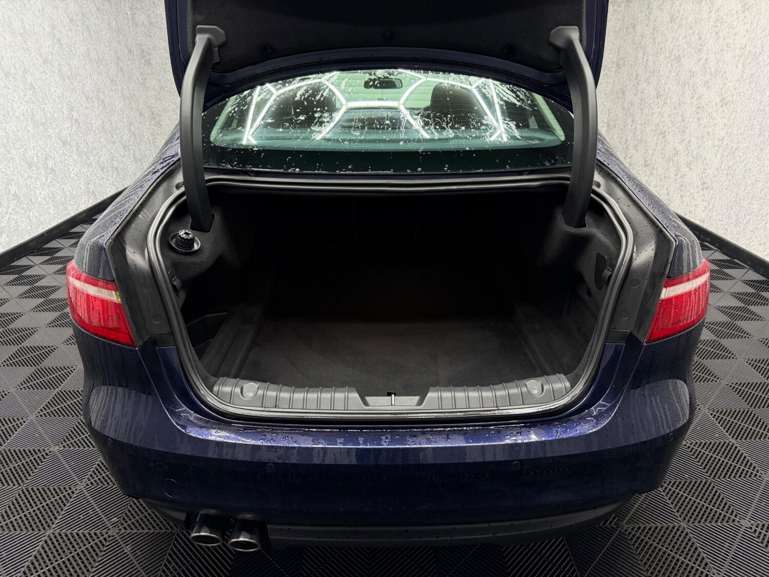 Used Jaguar XF 2016 for sale - 78058372: Photo 26