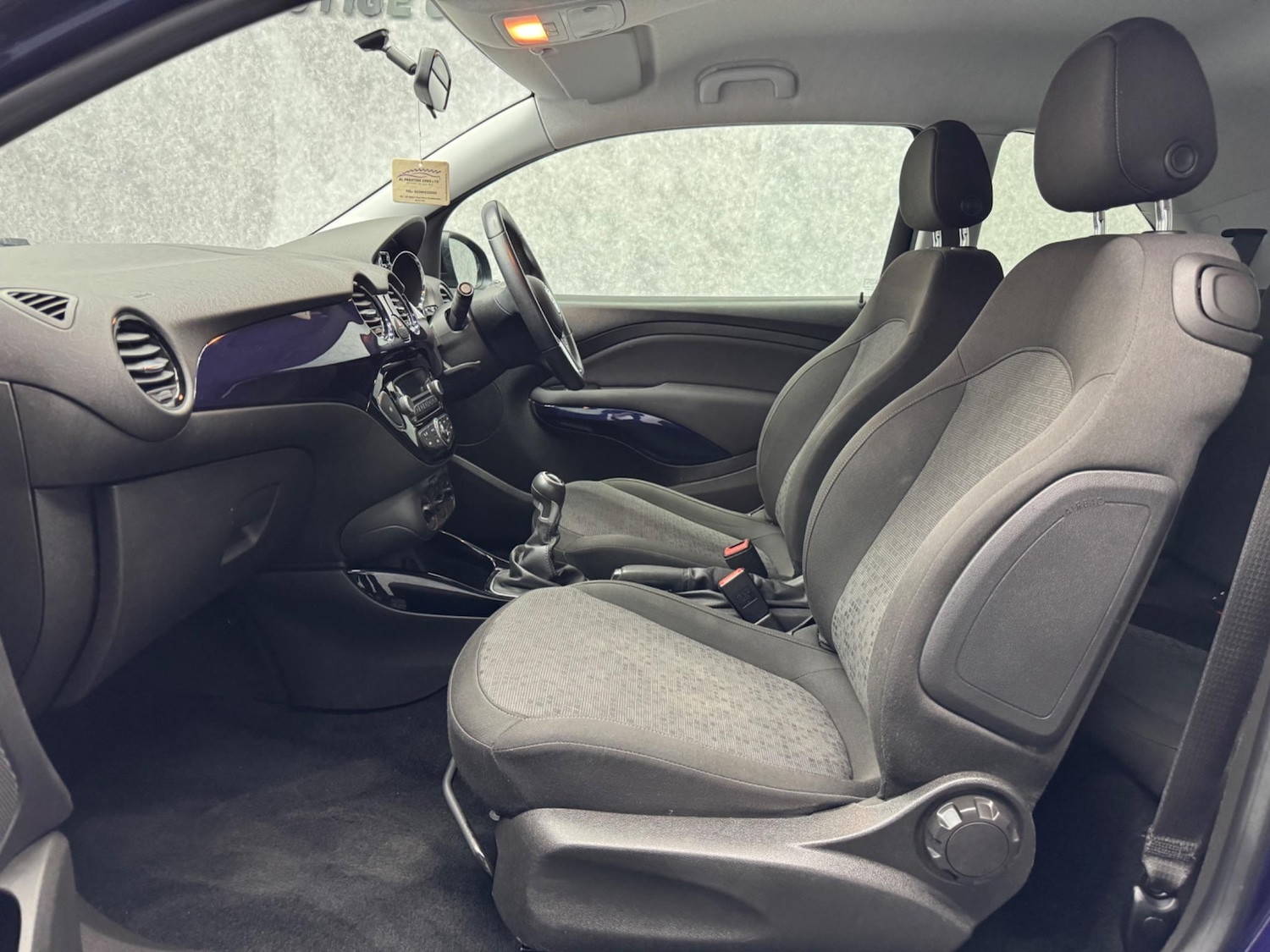 Used Vauxhall ADAM 2017 for sale - 77657942: Photo 3