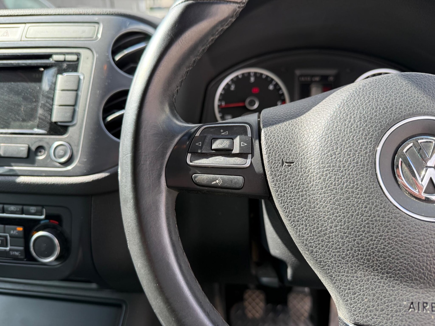 Used Volkswagen Tiguan 2014 for sale - 78019877: Photo 14