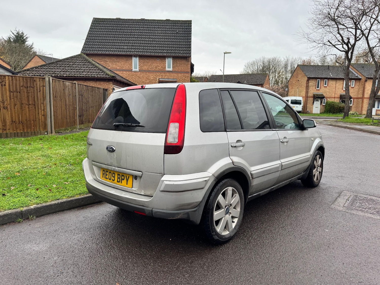 Used Ford Fusion 2009 for sale - 76823775: Photo 4