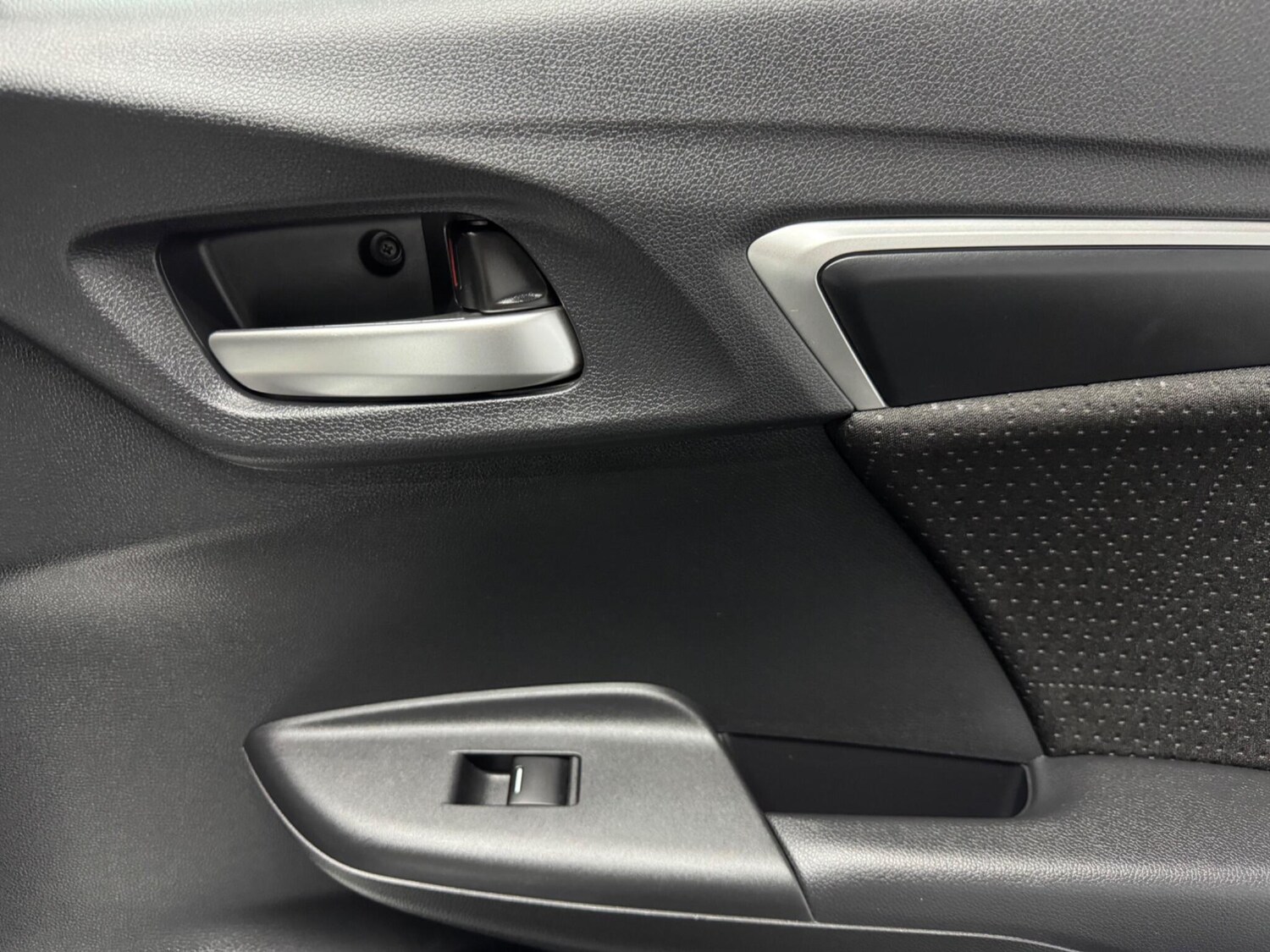 Used Honda Jazz 2017 for sale - 76283386: Photo 19