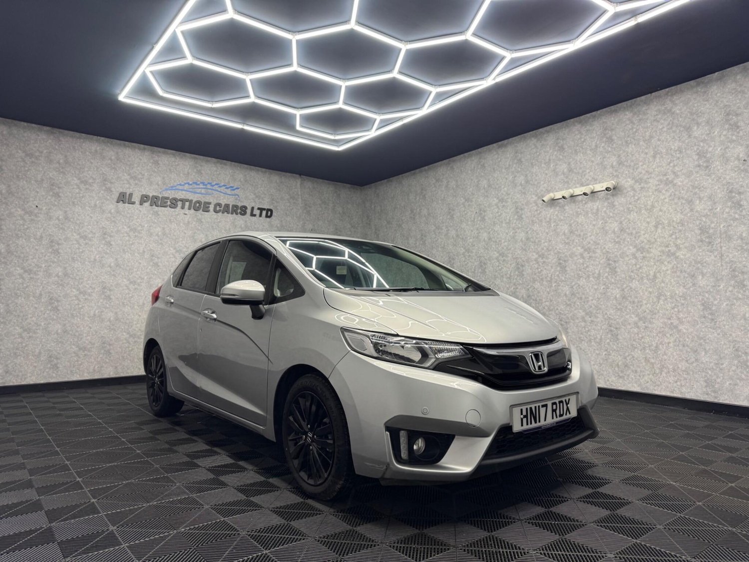 Used Honda Jazz 2017 for sale - 76283386: Photo 23