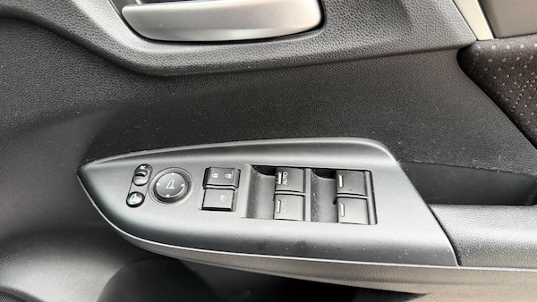 Used Honda Jazz 2017 for sale - 76283386: Photo 2