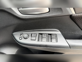 Used Honda Jazz 2017 for sale - 76283386: Photo 2