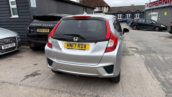 Used Honda Jazz 2017 for sale - 76283386: Photo 3