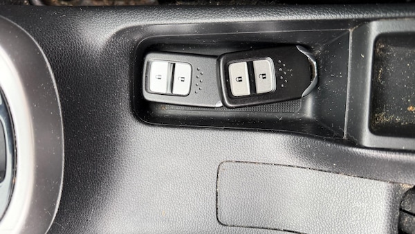 Used Honda Jazz 2017 for sale - 76283386: Photo 5