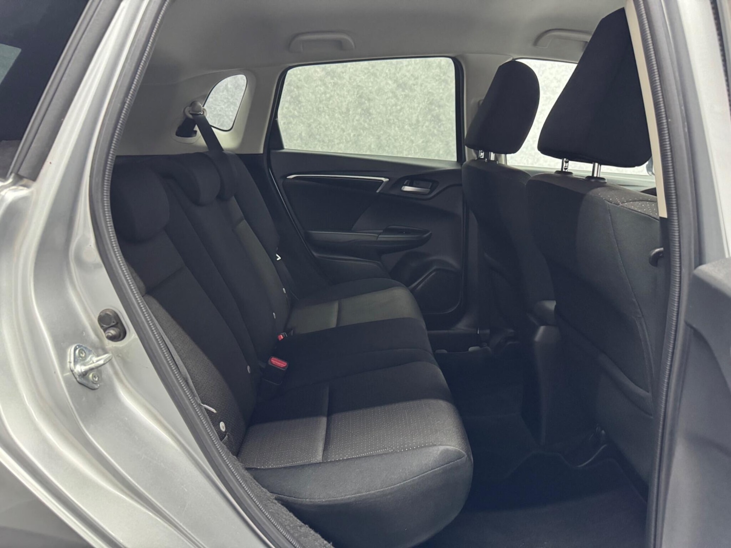 Used Honda Jazz 2017 for sale - 76283386: Photo 6