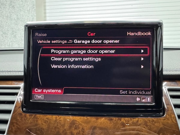 Used Audi A8 2011 for sale - 76251099: Photo 10