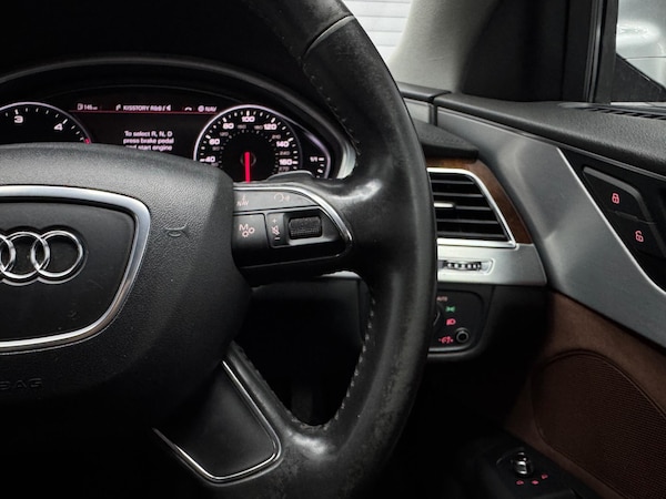 Used Audi A8 2011 for sale - 76251099: Photo 7