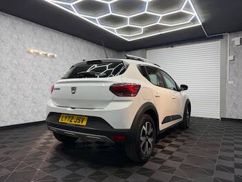 Used Dacia Sandero Stepway 2023 for sale - 79664644: Photo