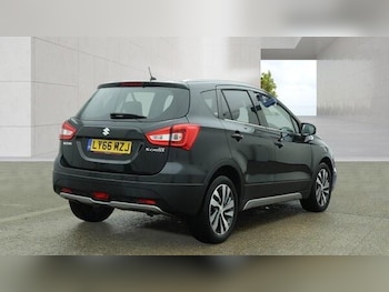 Used Suzuki SX4 S-Cross 2017 for sale - 78347308: Photo